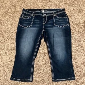 Maurice’s plus size Jean capris size 20 regular